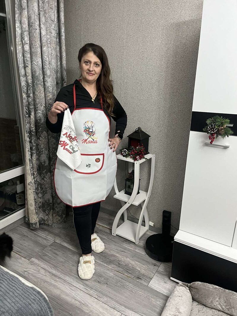 Персонализирани кухненски престилки с надпис — модел 6